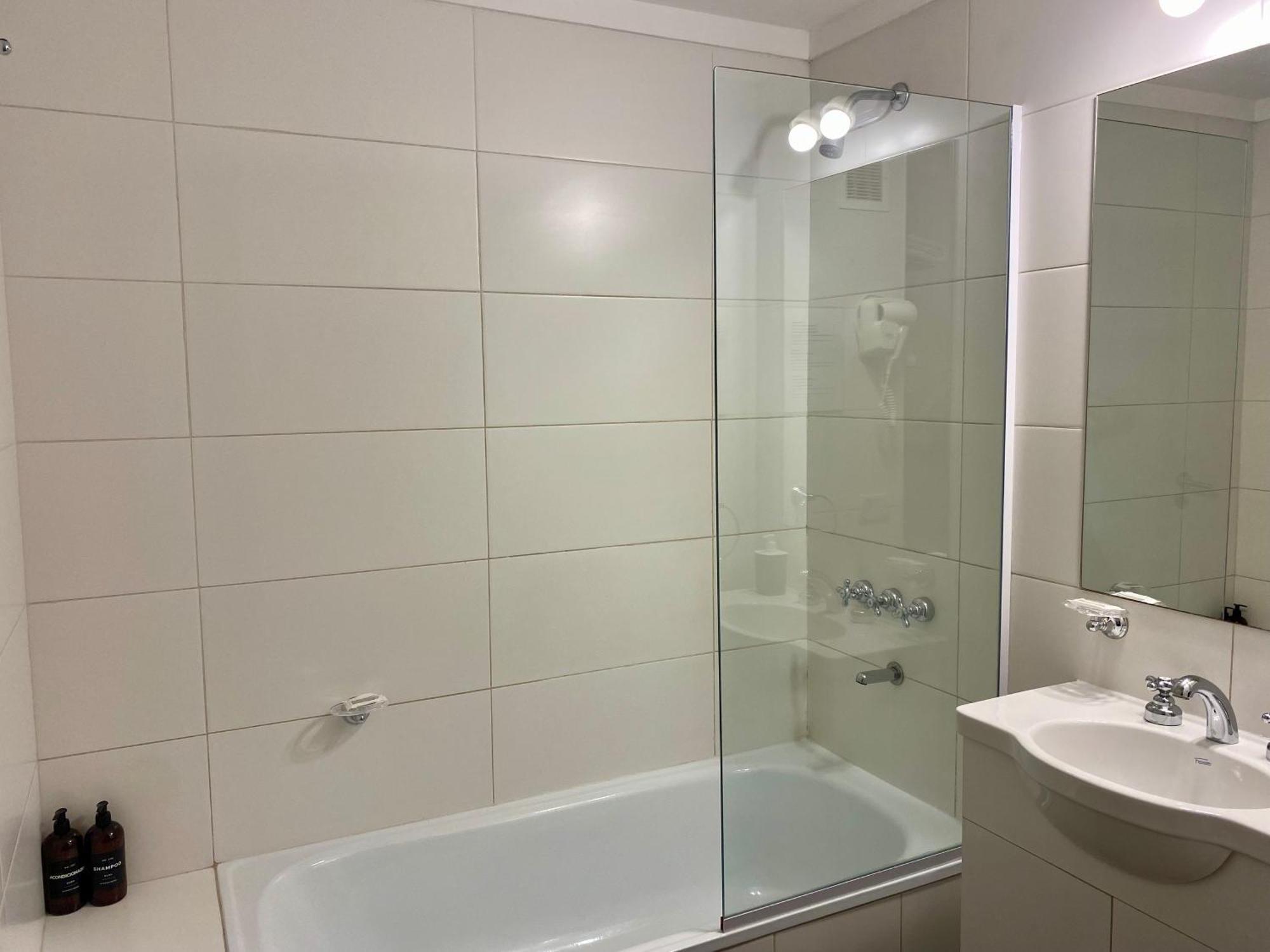 Apartamento Centrico Y Moderno Con Balcon, Piscina, Gimnasio Y Laundry Buenos Aires Kültér fotó